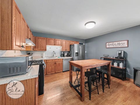 Tiny photo for 4402 Sycamore Lane, Rolling Meadows, IL 60008 (MLS # 12714556)