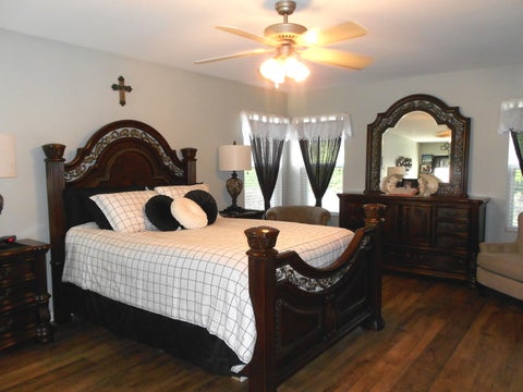 Tiny photo for 1950 Cobblestone Drive, Carpentersville, IL 60110 (MLS # 12722652)