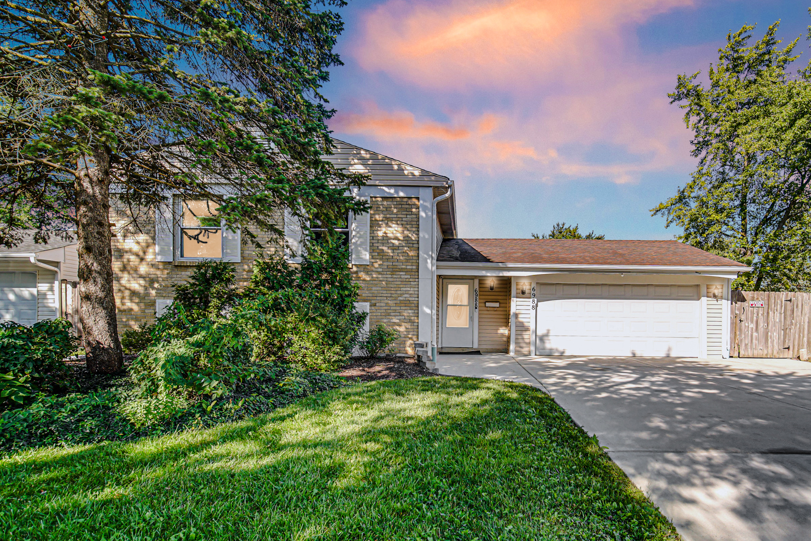 6988 Plumtree Lane