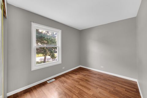 Tiny photo for 6988 Plumtree Lane, Hanover Park, IL 60133 (MLS # 12462847)