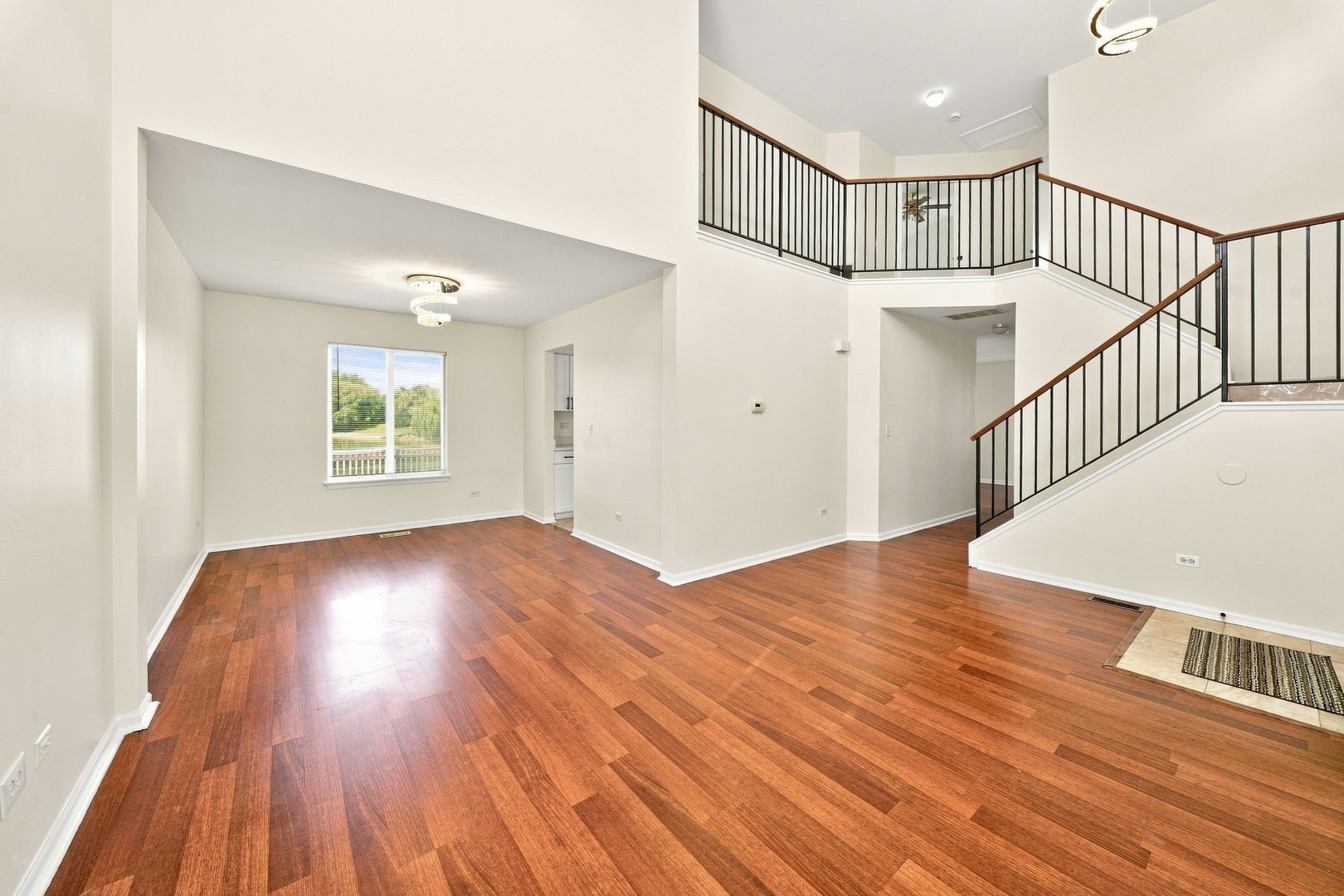 2420 Sisters Court