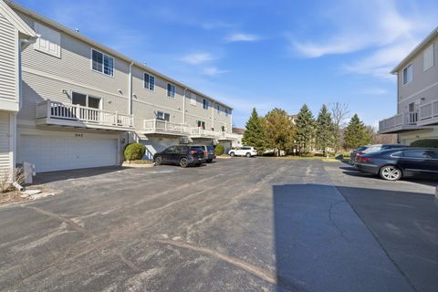 Tiny photo for 542 Cary Woods Circle, Cary, IL 60013 (MLS # 12597016)