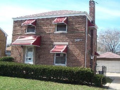 A home in FRANKLIN PARK