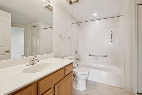 Tiny photo for 5155 Madison Street #509, Skokie, IL 60077 (MLS # 12613042)