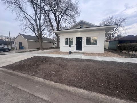 Tiny photo for 733 W Prairie Street, Pontiac, IL 61764 (MLS # 12559378)