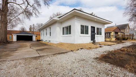 Tiny photo for 733 W Prairie Street, Pontiac, IL 61764 (MLS # 12559378)