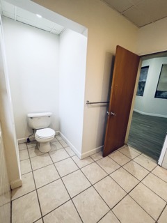 1302 W 31st Street