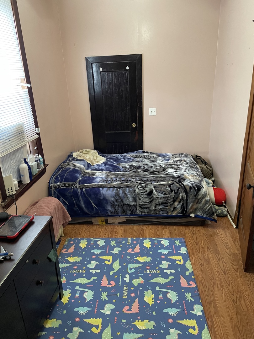 3158 S Harding Avenue