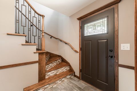 Tiny photo for 40W630 Winchester Way, St. Charles, IL 60175 (MLS # 12436546)