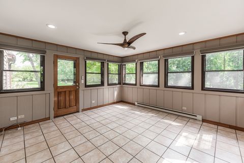 Tiny photo for 40W630 Winchester Way, St. Charles, IL 60175 (MLS # 12436546)