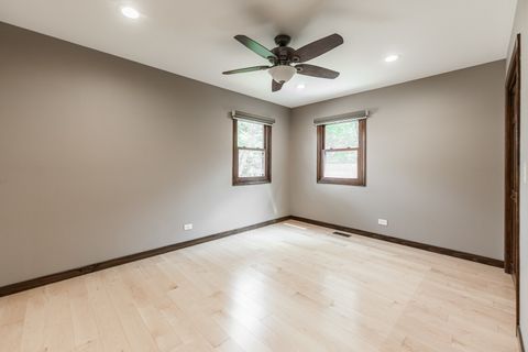 Tiny photo for 40W630 Winchester Way, St. Charles, IL 60175 (MLS # 12436546)