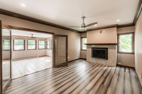 Tiny photo for 40W630 Winchester Way, St. Charles, IL 60175 (MLS # 12436546)