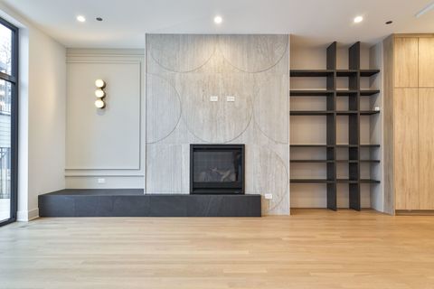 Tiny photo for 1418 W Warner Avenue, Chicago, IL 60613 (MLS # 12537446)