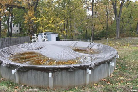 Tiny photo for 2122 CODY Street, Bettendorf, IA 52722 (MLS # QC4269105)