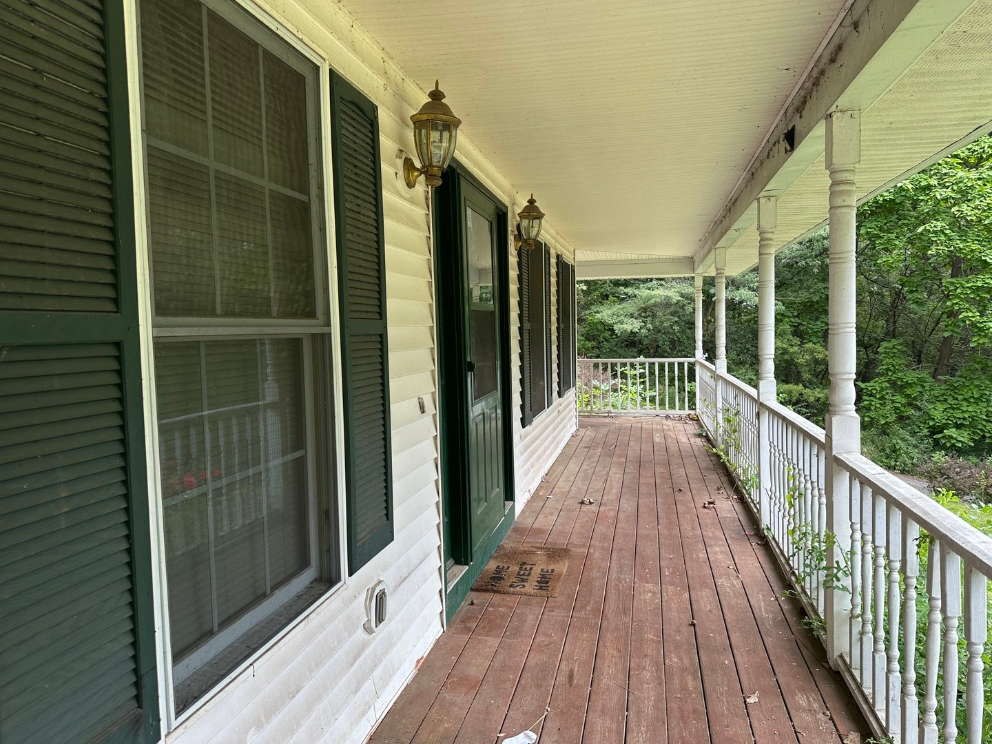 102 HIDDEN VALLEY Court