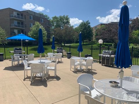 Tiny photo for 900 E Wilmette Road #211, Palatine, IL 60074 (MLS # 12469487)