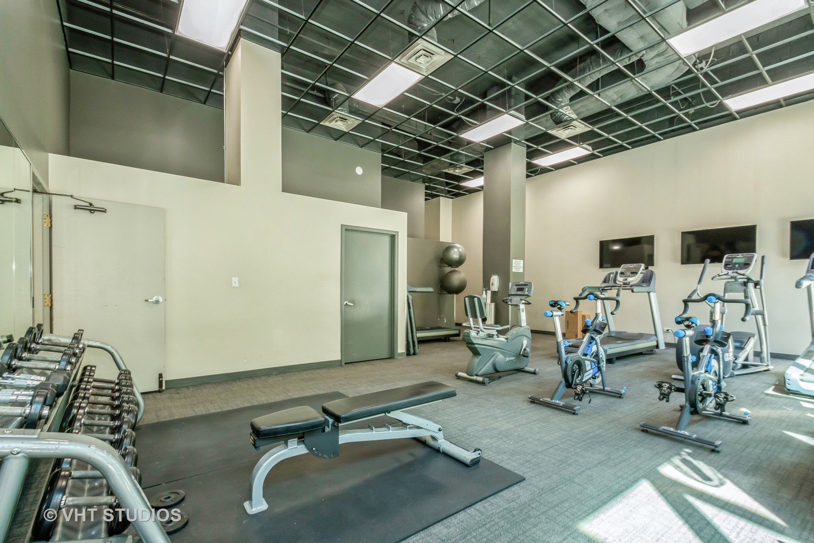 400 W Ontario Street 1603