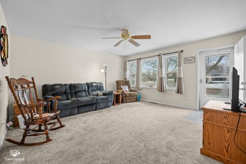 Tiny photo for 318 N Jackson Avenue, Bradley, IL 60915 (MLS # 12589184)