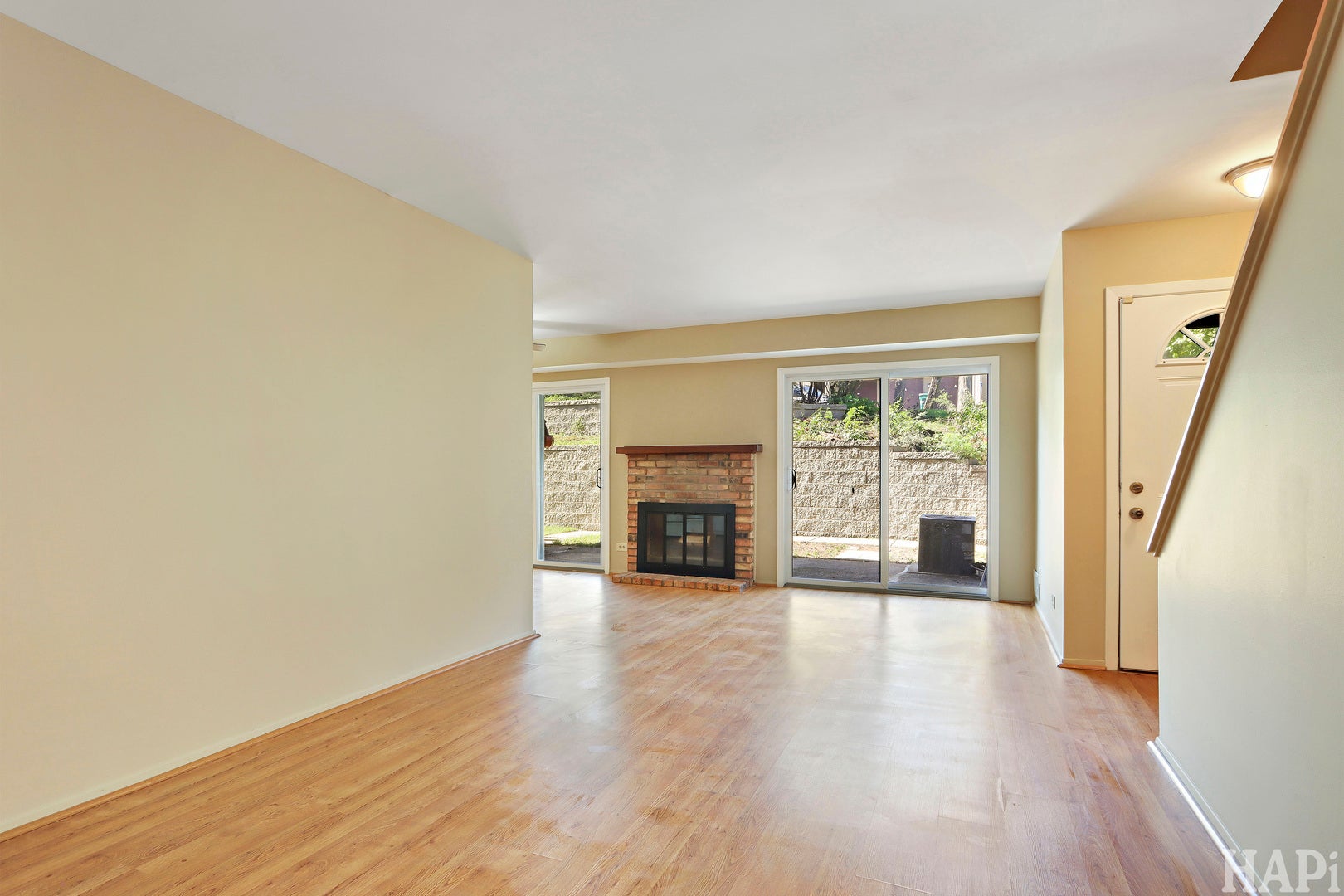 85 Mineola Road 1