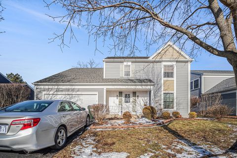 Tiny photo for Carol Stream, IL 60188 (MLS # 12542499)