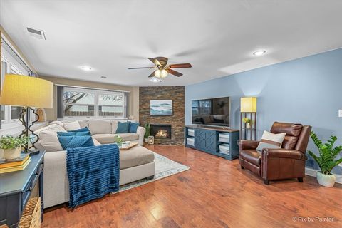 Tiny photo for 681 Windemere Lane, Lake Zurich, IL 60047 (MLS # 12533340)