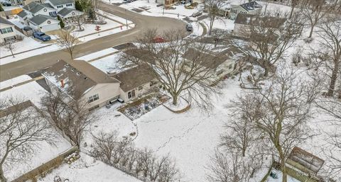 Tiny photo for 681 Windemere Lane, Lake Zurich, IL 60047 (MLS # 12533340)