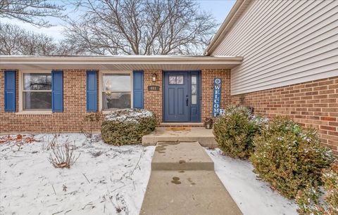 Tiny photo for 681 Windemere Lane, Lake Zurich, IL 60047 (MLS # 12533340)