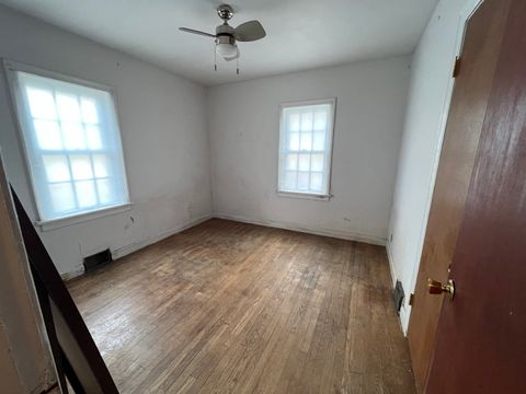 Tiny photo for 2923 Kenmore Avenue, Rockford, IL 61101 (MLS # 12524327)