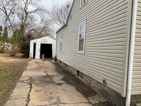 Tiny photo for 2923 Kenmore Avenue, Rockford, IL 61101 (MLS # 12524327)