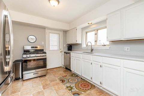 Tiny photo for 509 S Brainard Avenue, La Grange, IL 60525 (MLS # 12622042)