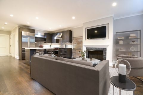 Tiny photo for 647 W Melrose Street #5, Chicago, IL 60657 (MLS # 12515897)