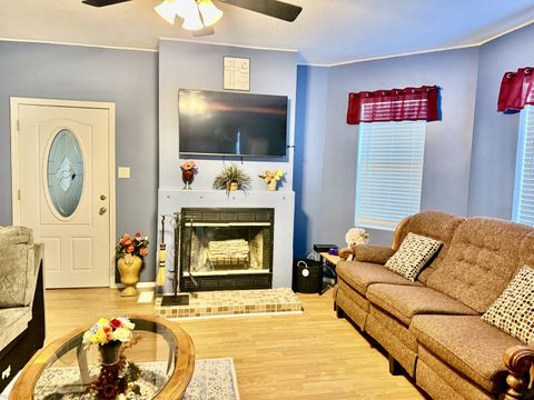 Tiny photo for 508 7th Street, Lasalle, IL 61301 (MLS # 12550343)