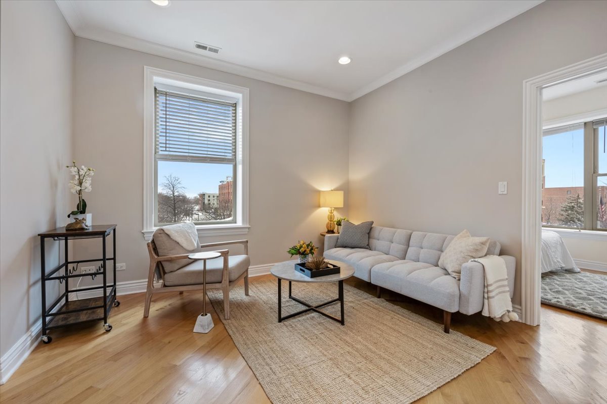 2841 W Cortez Street 3