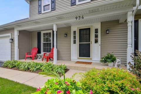 Tiny photo for 934 Lewis Place, Geneva, IL 60134 (MLS # 12709193)