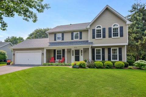 Photo of 934 Lewis Place, Geneva, IL 60134 (MLS # 12709193)