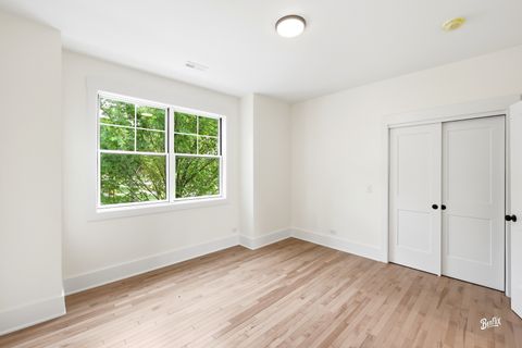 Tiny photo for 201 N Elm Street, Mount Prospect, IL 60056 (MLS # 12665206)