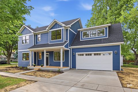 Photo of 201 N Elm Street, Mount Prospect, IL 60056 (MLS # 12665206)