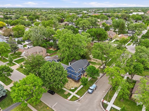 Tiny photo for 201 N Elm Street, Mount Prospect, IL 60056 (MLS # 12665206)