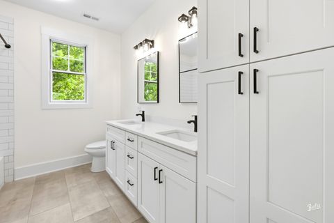 Tiny photo for 201 N Elm Street, Mount Prospect, IL 60056 (MLS # 12665206)