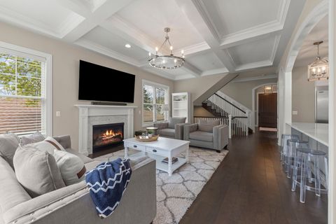 Tiny photo for 359 Hawthorne Boulevard, Glen Ellyn, IL 60137 (MLS # 12620069)