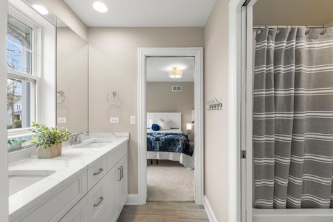 Tiny photo for 359 Hawthorne Boulevard, Glen Ellyn, IL 60137 (MLS # 12620069)