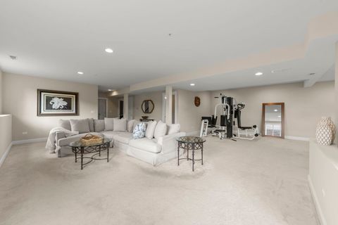 Tiny photo for 359 Hawthorne Boulevard, Glen Ellyn, IL 60137 (MLS # 12620069)