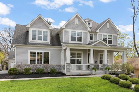 Tiny photo for 359 Hawthorne Boulevard, Glen Ellyn, IL 60137 (MLS # 12620069)