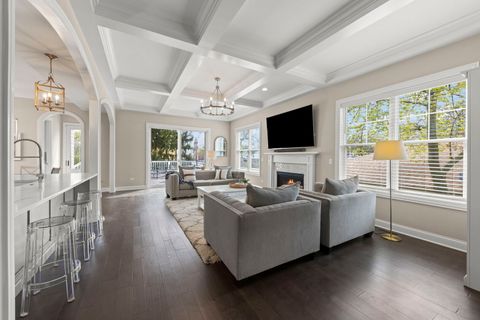 Tiny photo for 359 Hawthorne Boulevard, Glen Ellyn, IL 60137 (MLS # 12620069)