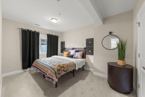 Tiny photo for 359 Hawthorne Boulevard, Glen Ellyn, IL 60137 (MLS # 12620069)