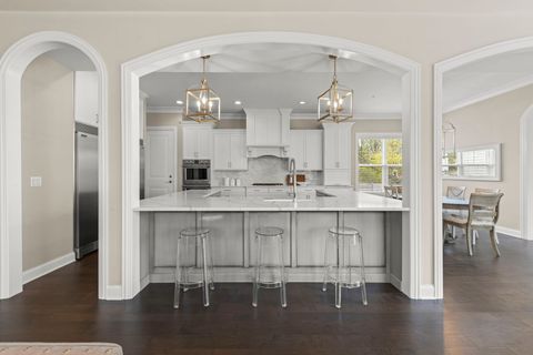 Tiny photo for 359 Hawthorne Boulevard, Glen Ellyn, IL 60137 (MLS # 12620069)