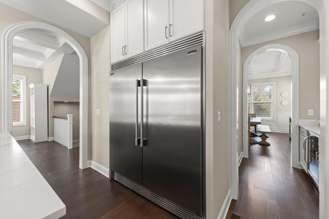 Tiny photo for 359 Hawthorne Boulevard, Glen Ellyn, IL 60137 (MLS # 12620069)