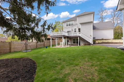 Tiny photo for 359 Hawthorne Boulevard, Glen Ellyn, IL 60137 (MLS # 12620069)