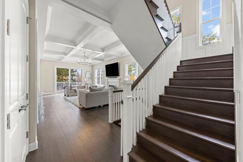 Tiny photo for 359 Hawthorne Boulevard, Glen Ellyn, IL 60137 (MLS # 12620069)