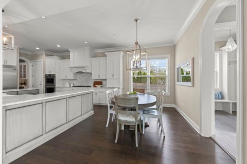 Tiny photo for 359 Hawthorne Boulevard, Glen Ellyn, IL 60137 (MLS # 12620069)